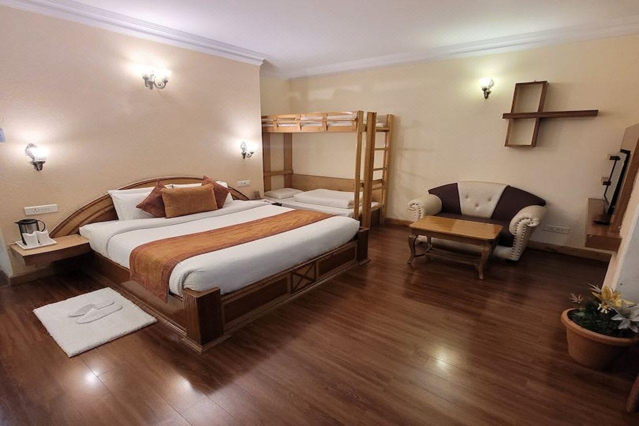 Hotel Landmark Shimla Exterior photo