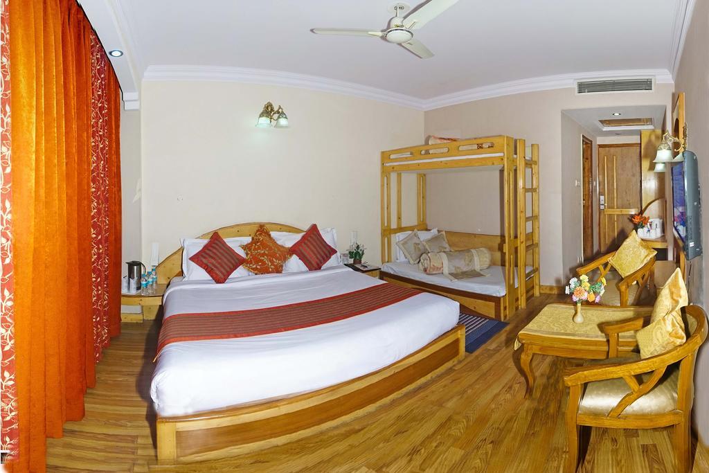 Hotel Landmark Shimla Exterior photo